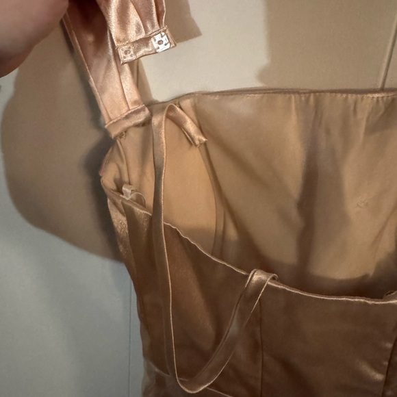 Chic Satin Maxi Dress in Soft Rose - Picture 8 of 12